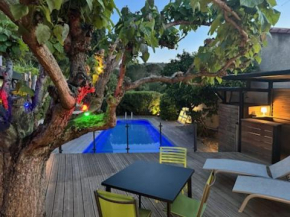 Au calme, piscine et spa privés